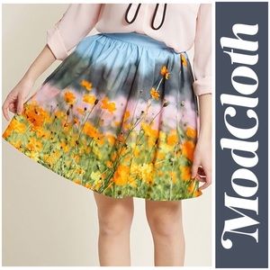 ModCloth Floral Print Skirt Pockets M